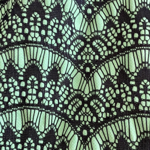 S Tulle Sleeveless Dress - green/black with front bow detail - Picture 5 of 12